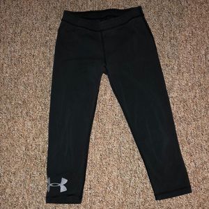 Under armour cropped leggings